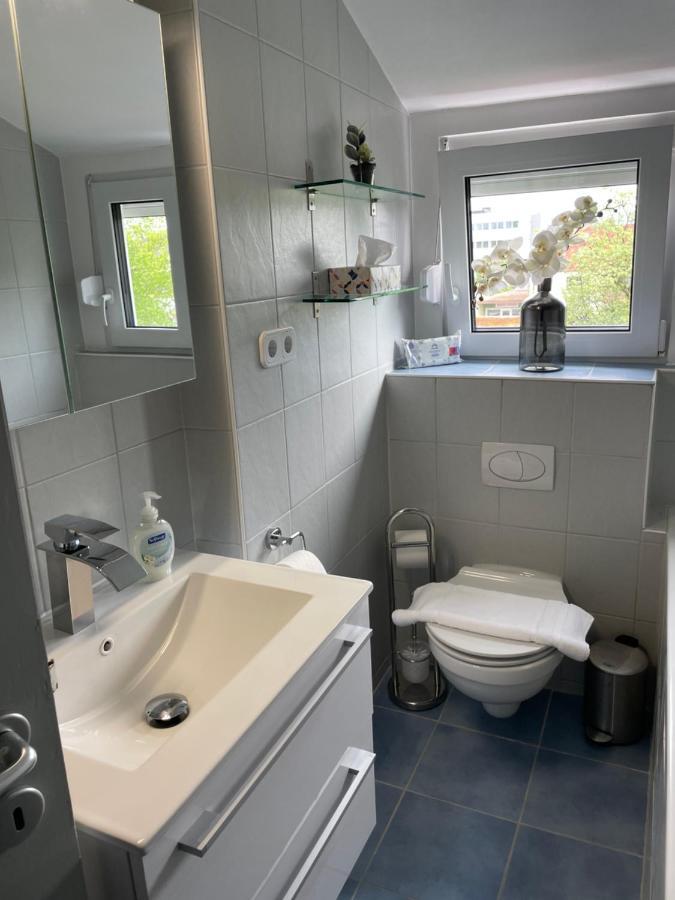 Wen Koenigsberger,Ruhige Dg-Wohnung In Weiden,2 Schlafzimmer,Parkplatz, Zentral! Weiden in der Oberpfalz Esterno foto